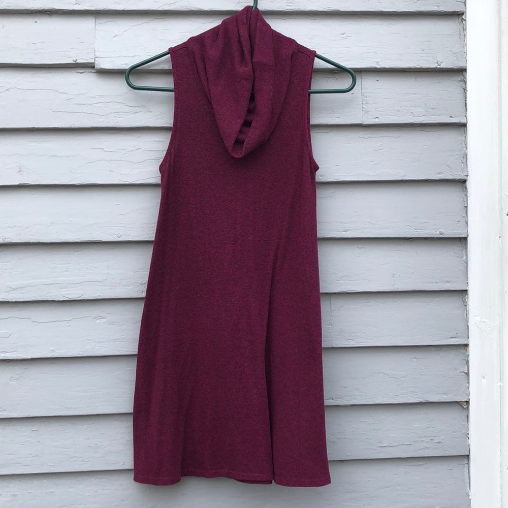 Express Wine Colored Cowl Neck Sleeveless Tunic Size XS